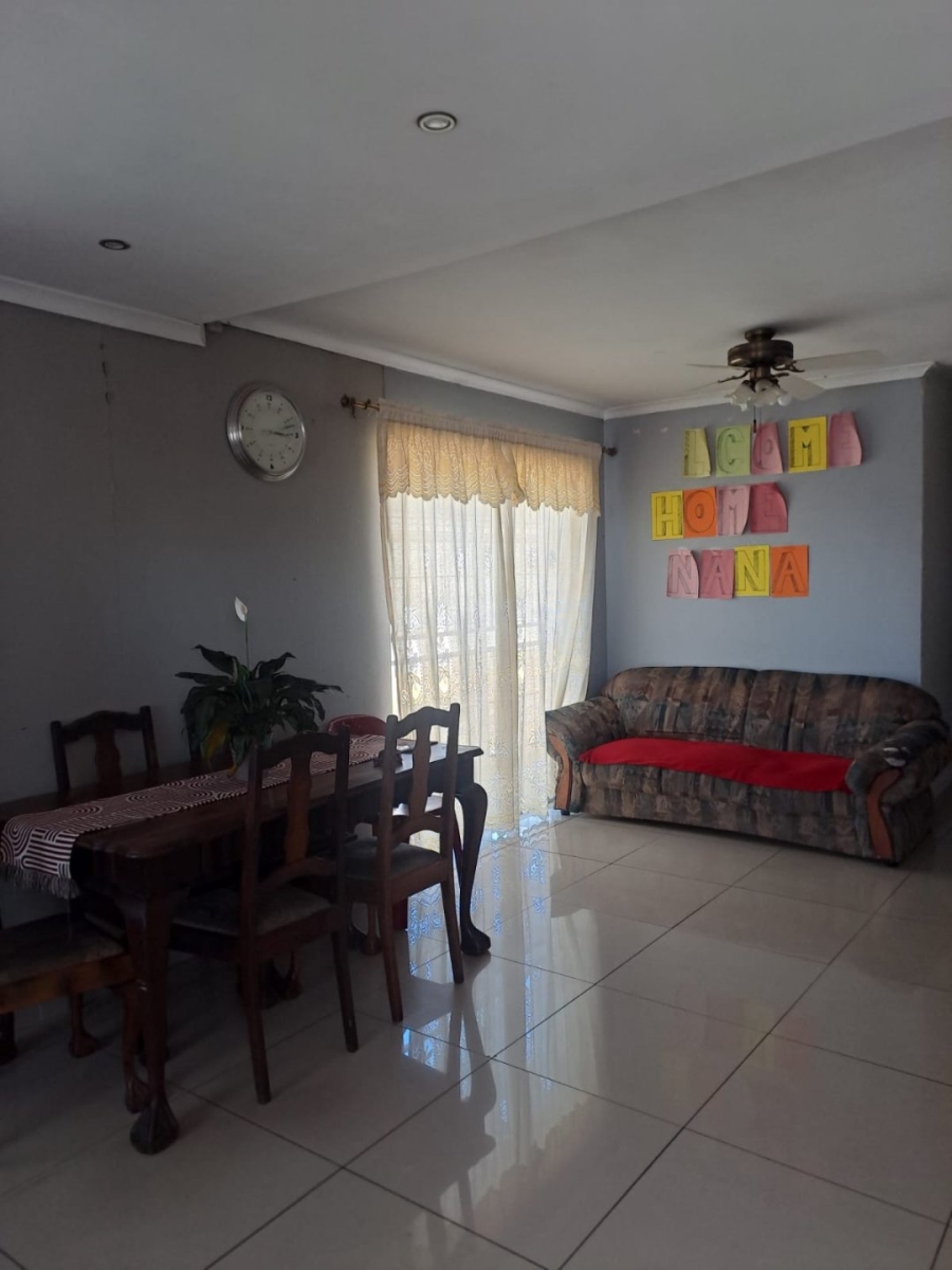 3 Bedroom Property for Sale in Colorado Park Western Cape